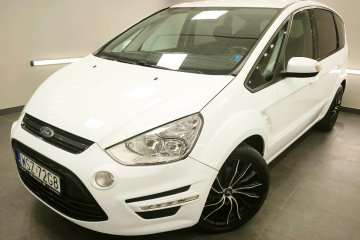 ** Bezwypadkowy Zarejestrowany Serwisowany Zimówki Top Stan **