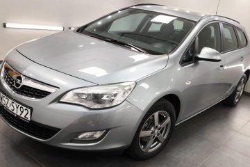 Opel Astra "j" 1.4 T Kombi Bezwypadkowy Serwisowany Zarejestrowany